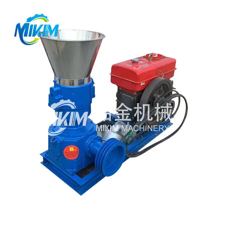 Macchina per la produzione di alimenti per mucche