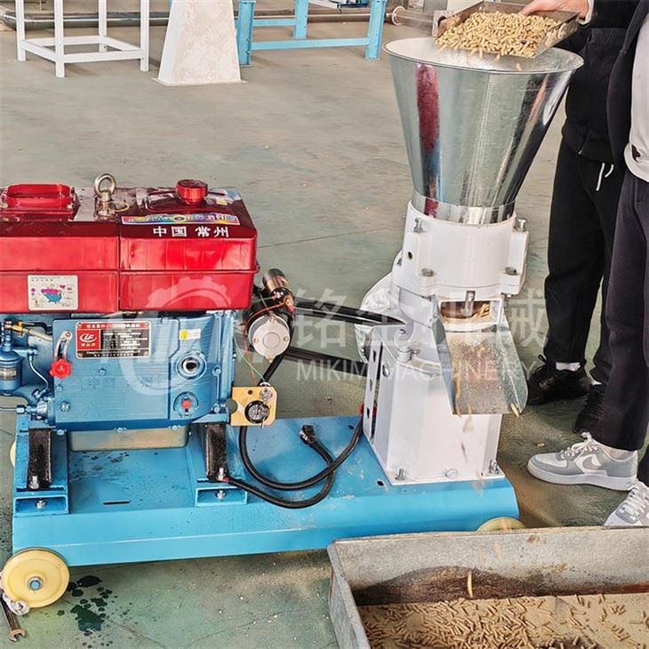 Hay Pellet Press